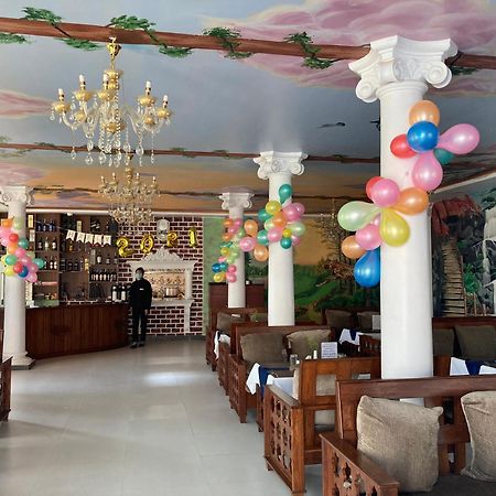 Dream Palace Resort Catmandu Exterior foto